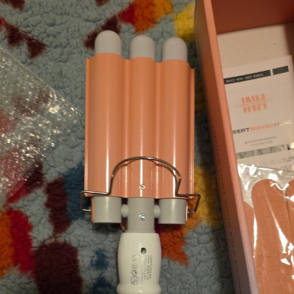 INH Hair Tripple Barrel Hair Waver - Picture 6 of 7